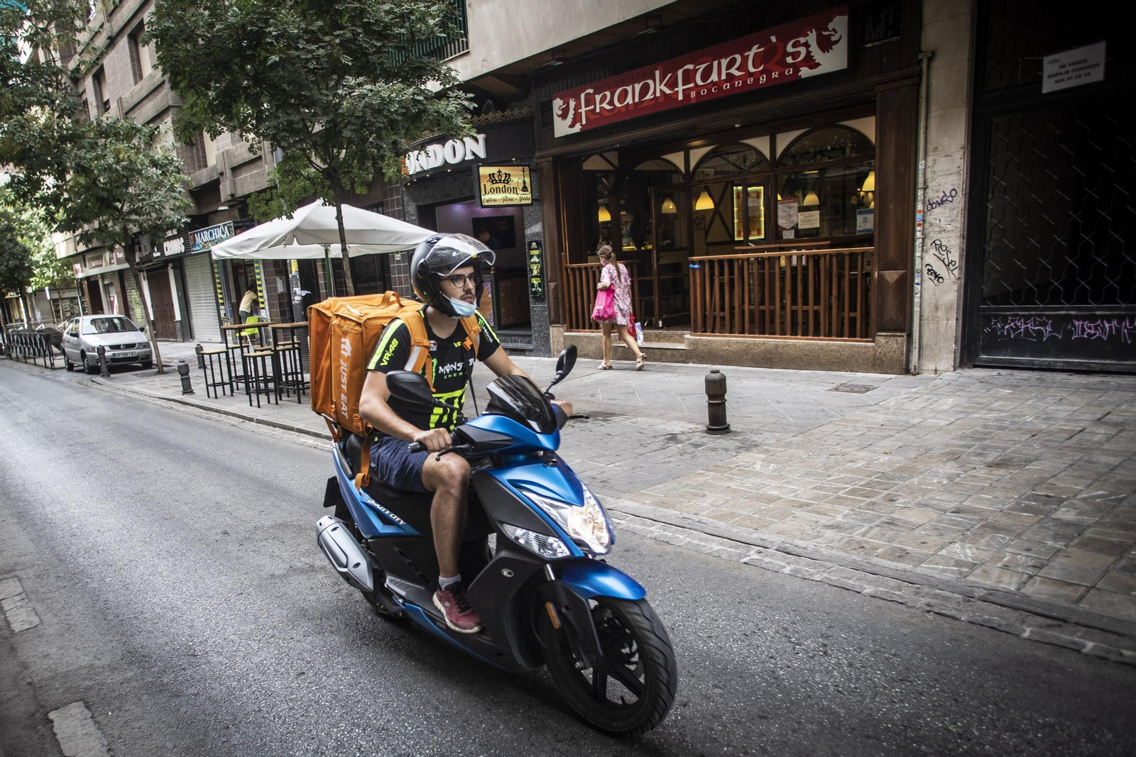 La comida a domicilio en Granada ya forma parte de la nueva realidad postcovid
