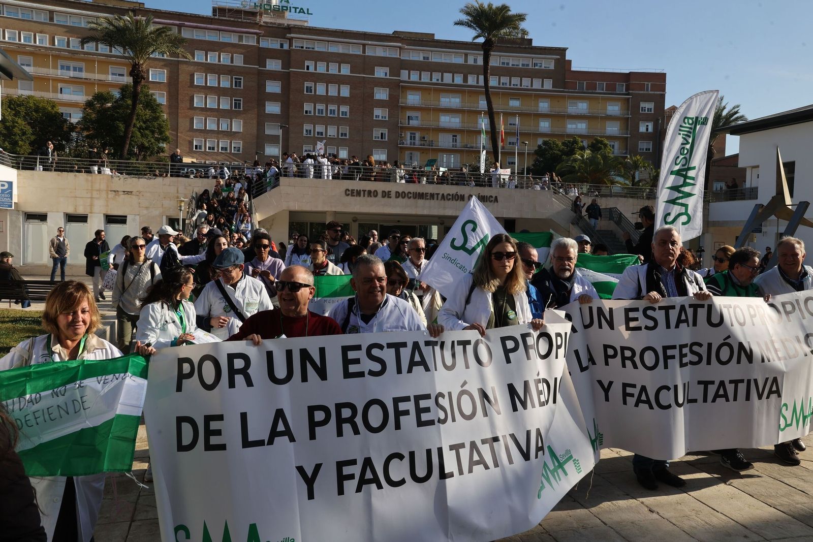 Un momento de la manifestación celebrada en Sevilla con motivo de la última huelga médica.
