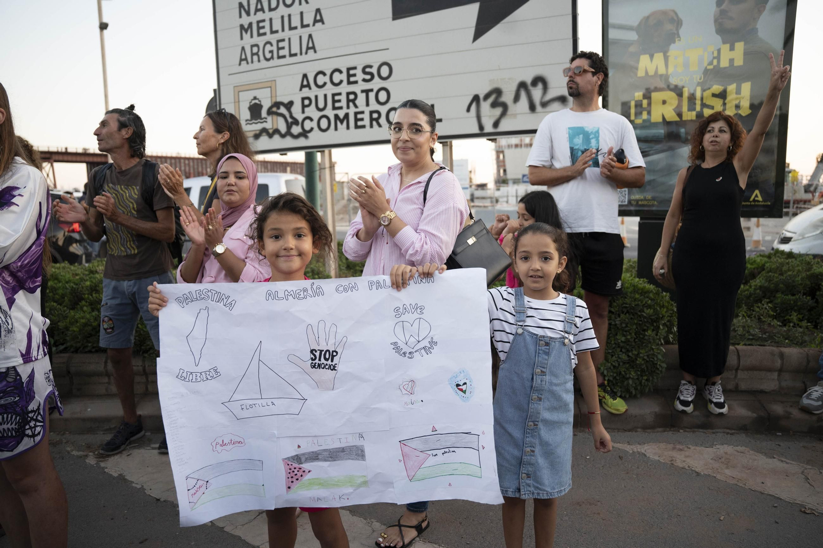 Manifestación convocada por la Plataforma Almería por Palestina