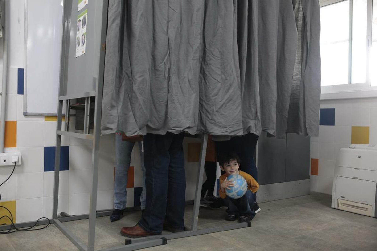 Las imágenes de la jornada electoral en Sevilla