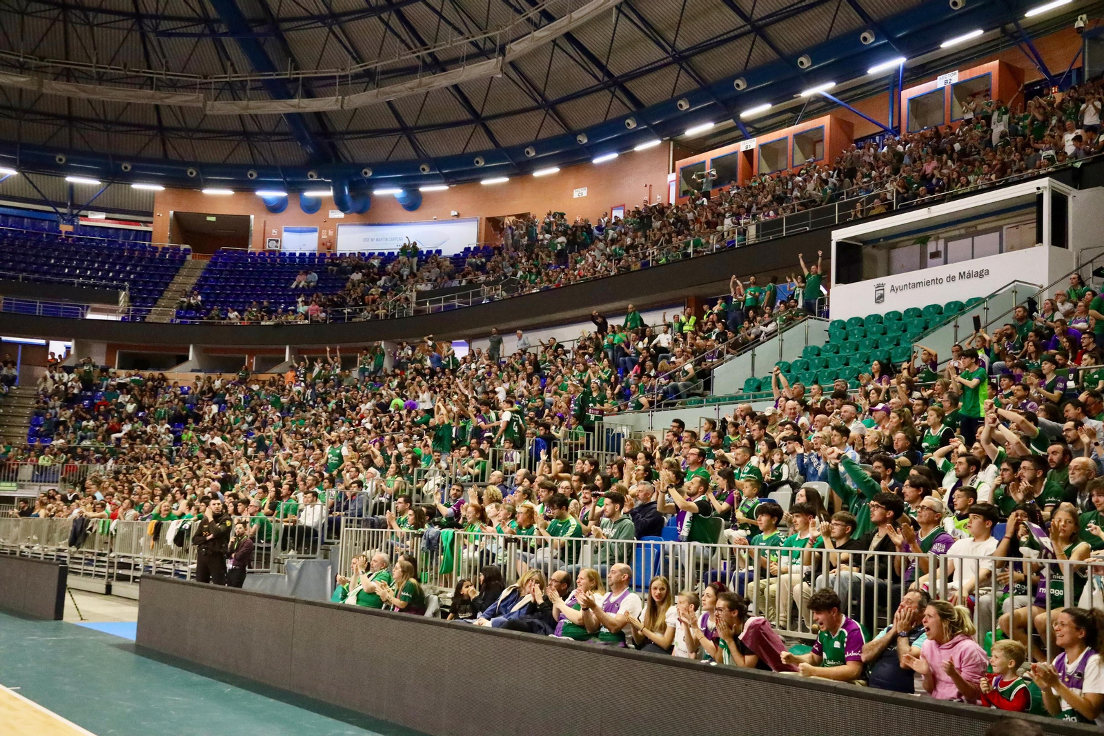 Búscate en la fiesta del Carpena tras ganar la BCL | Lenovo Tenerife - Unicaja