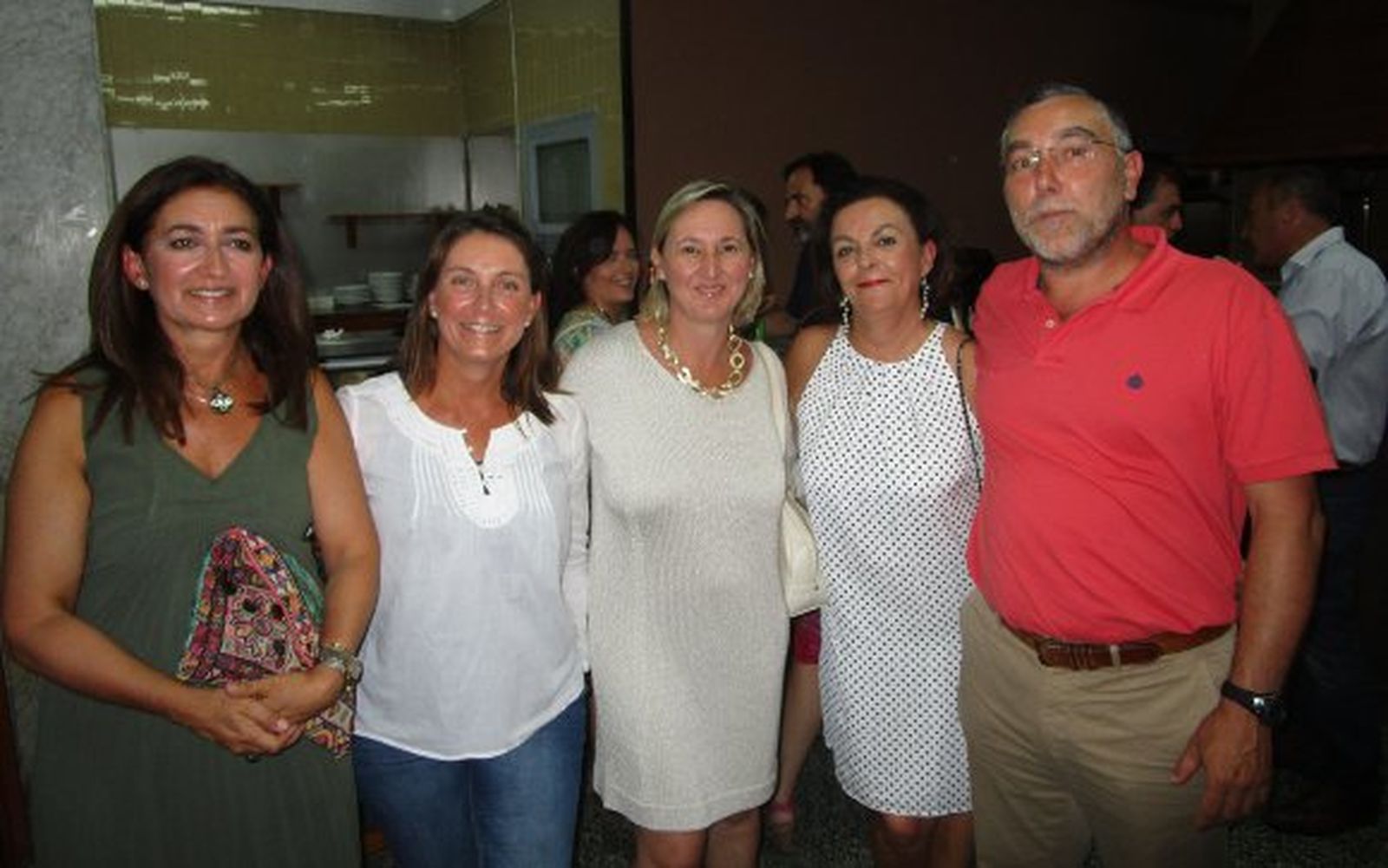 Pepa Díez, Rocío Torres, Natalia Marín, Macarena Moyano y Miguel Torres

Foto: Ignacio Casas de Ciria