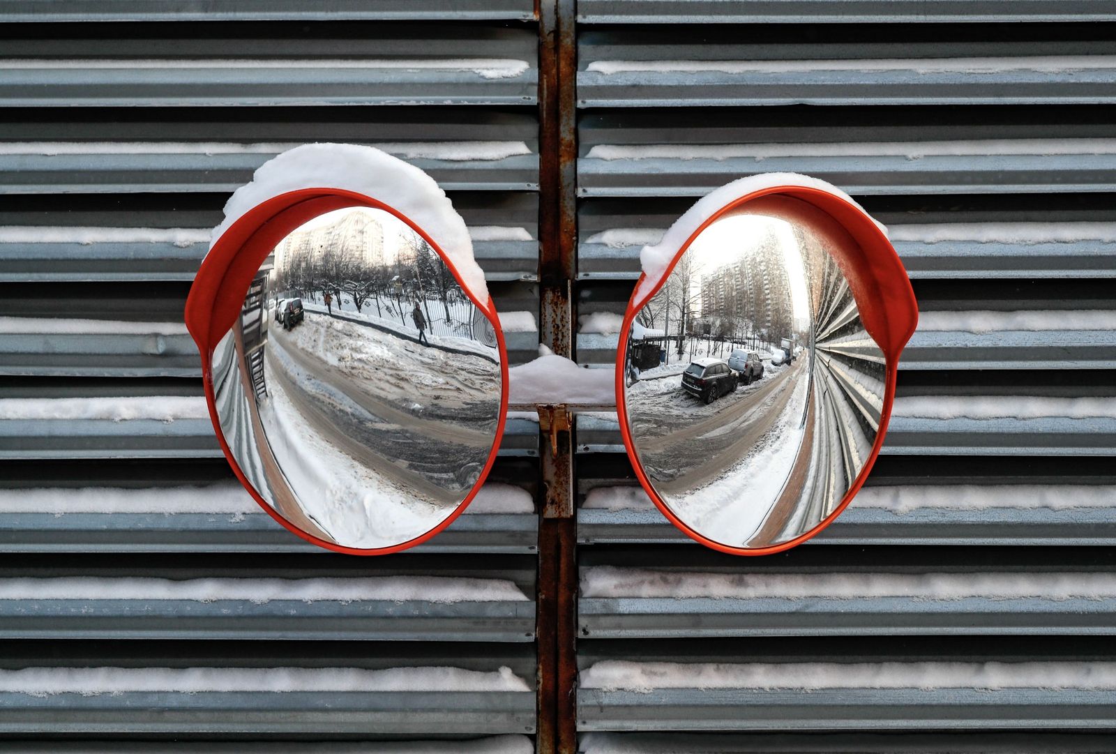 Nieve, Navidad, decoración, hielo y frío en Moscú