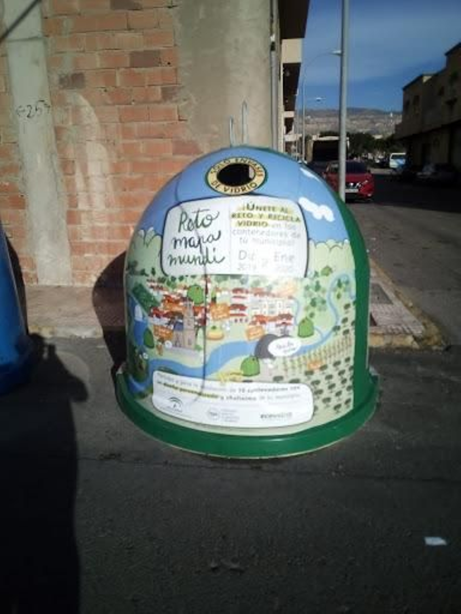 Los vicarios superan el Reto Mapamundi para la recogida de vidrio