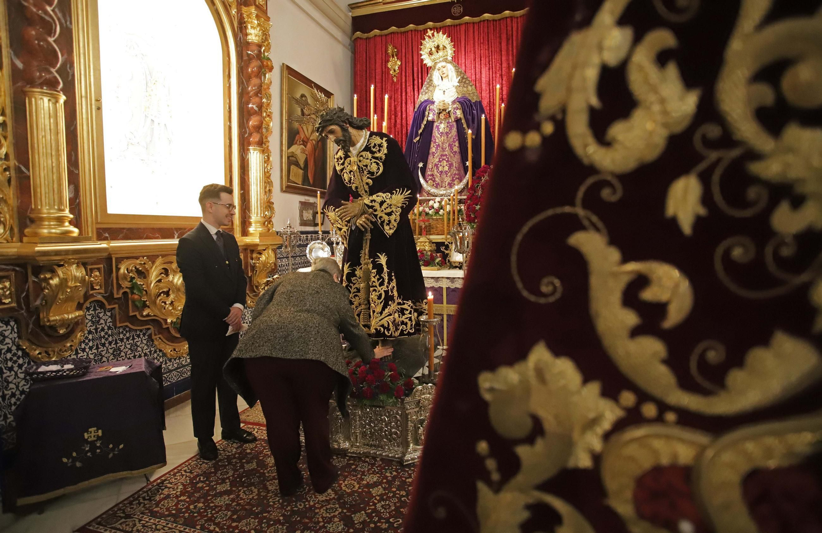 El Solemne besamanos a Jesús del Gran Poder de La Línea, en imágenes