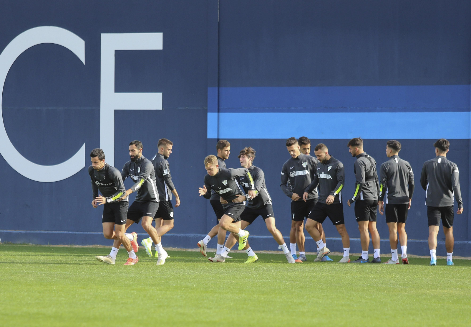 Una imagen del entrenamiento del Málaga CF en el Anexo.