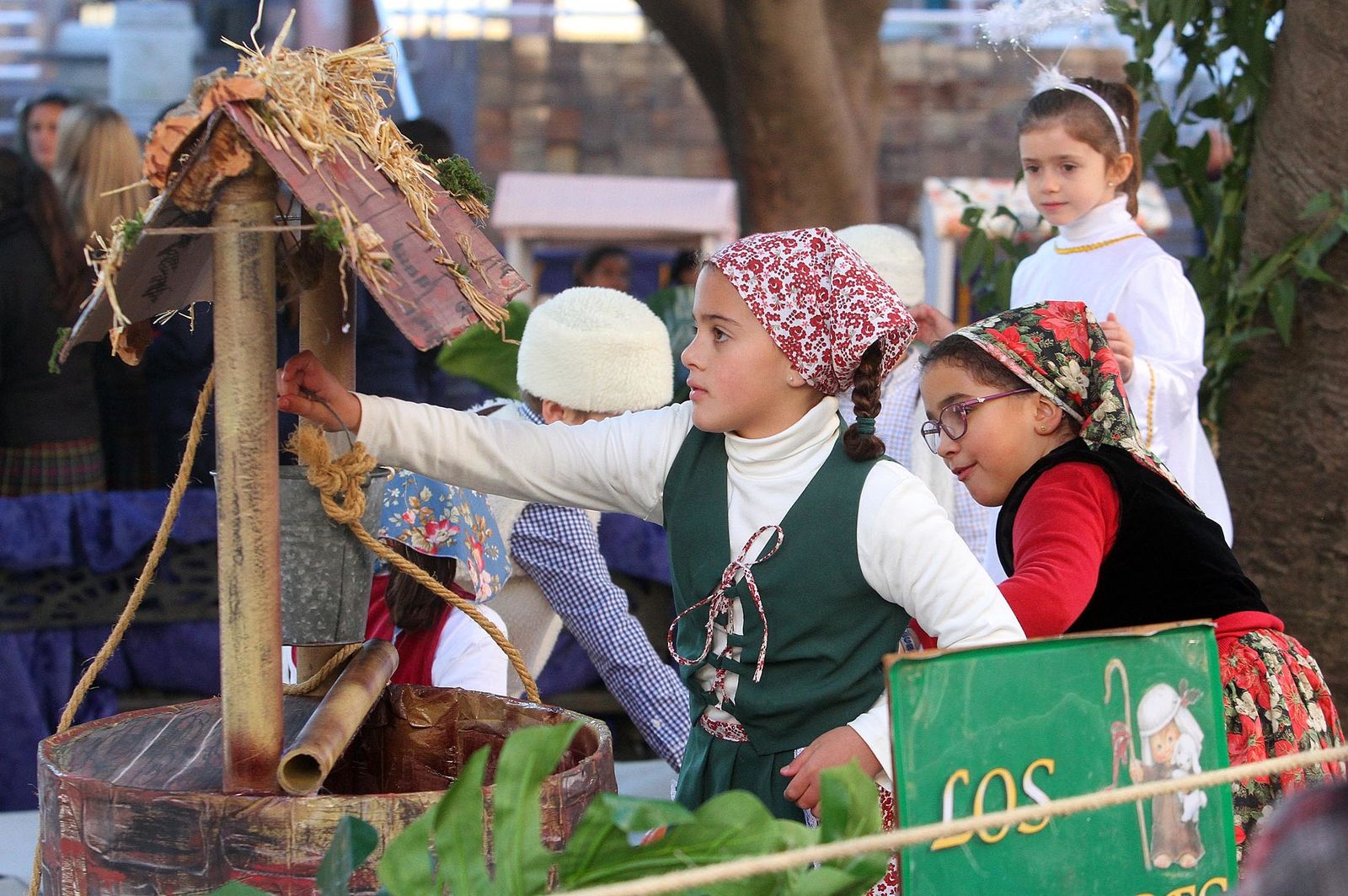 Imágenes del Belén viviente del Colegio María Inmaculada.