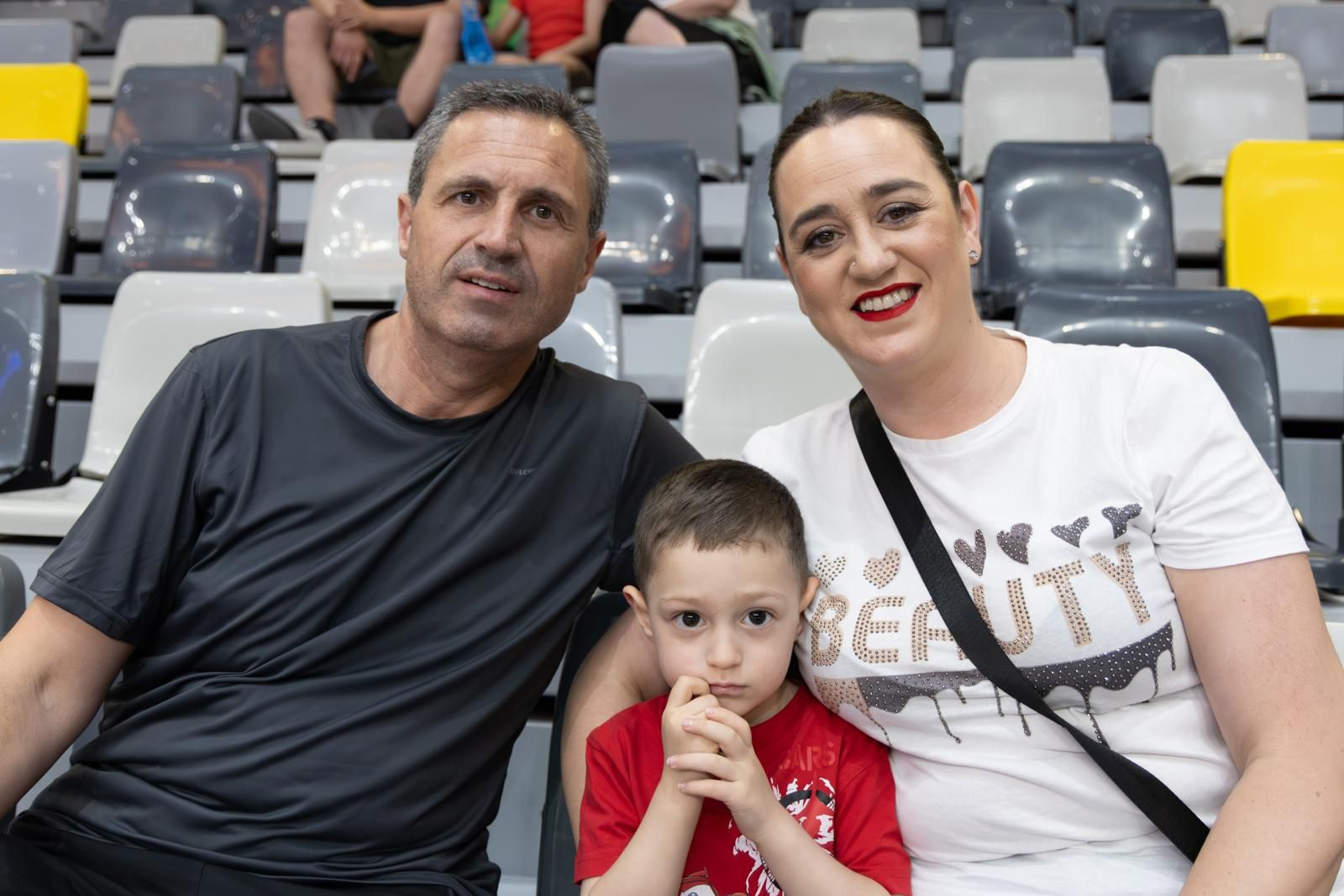 Ambientazo en la final de la Copa del Rey de balonmano de Jaén, en imágenes