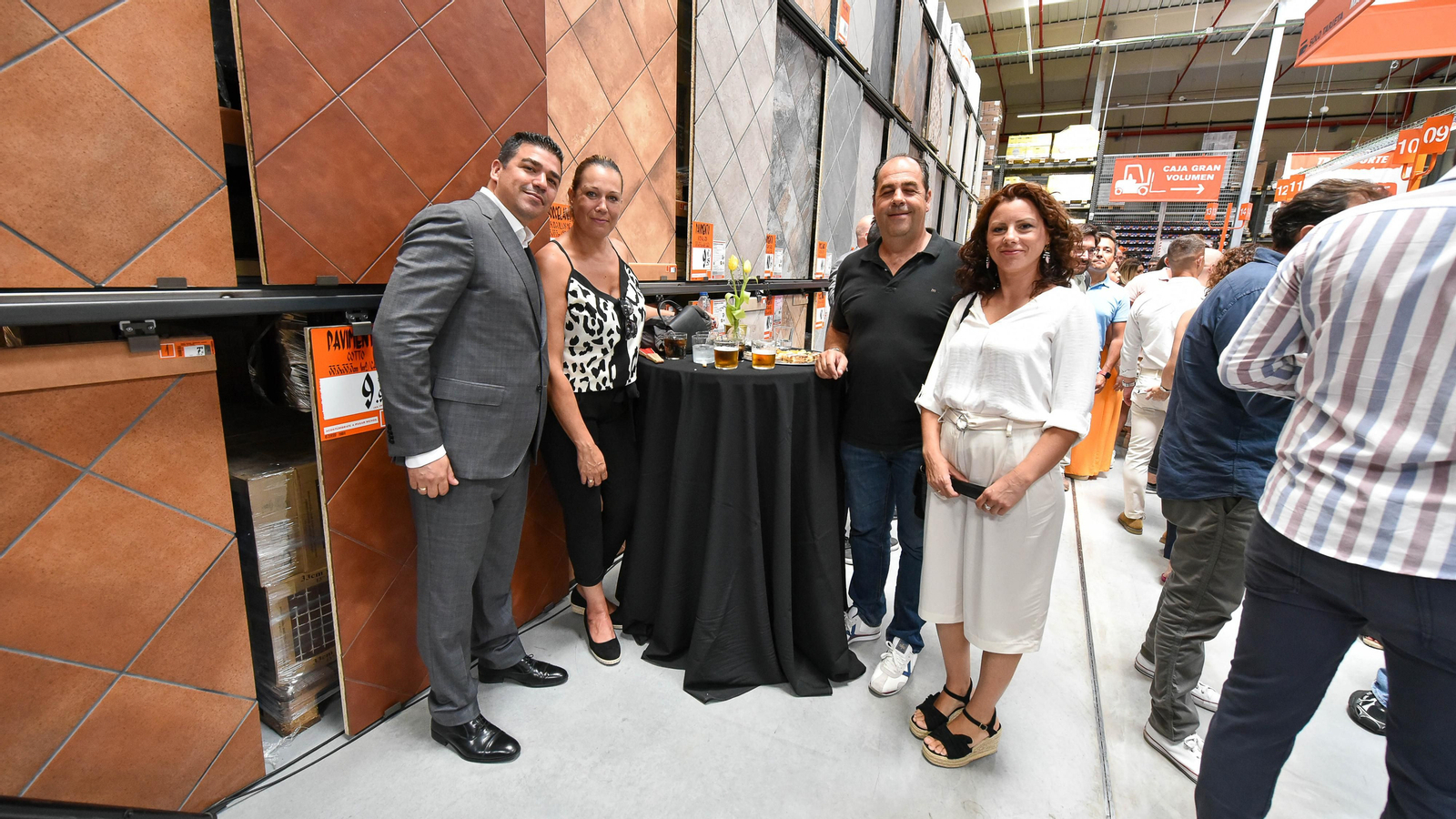 Las fotos de la inauguración de Obramat en Palmones