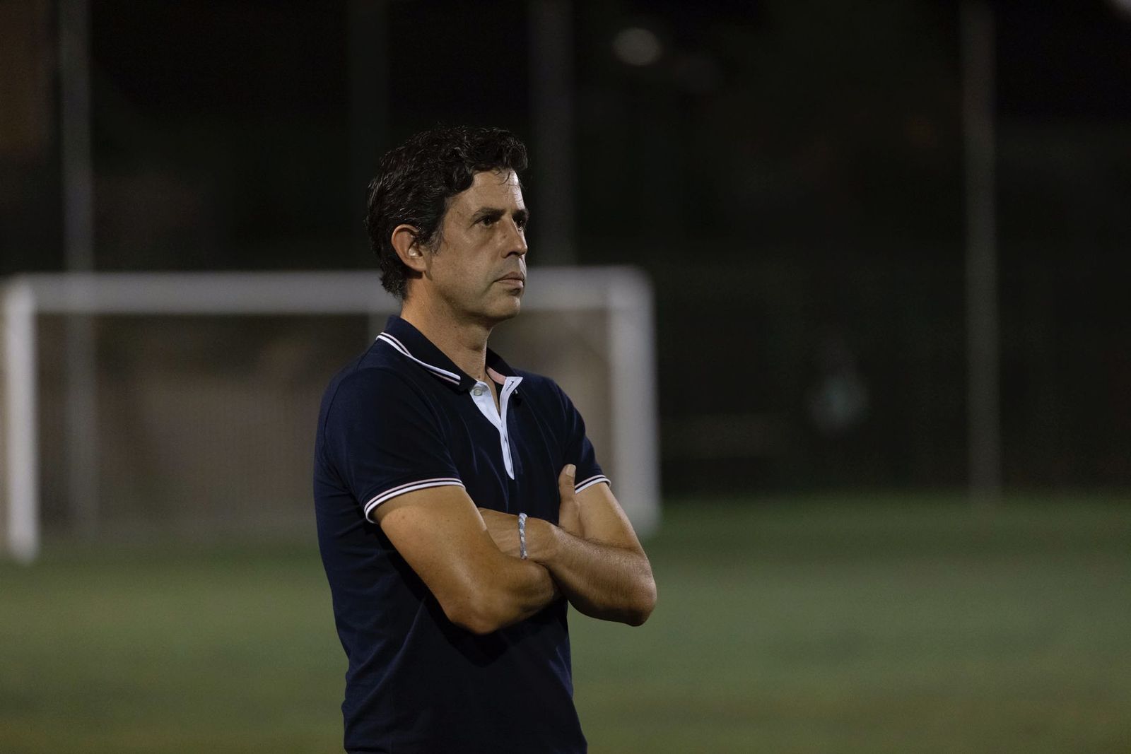 Alberto Gallego durante el choque de su equipo ante el Moguer en el Trofeo Platero.