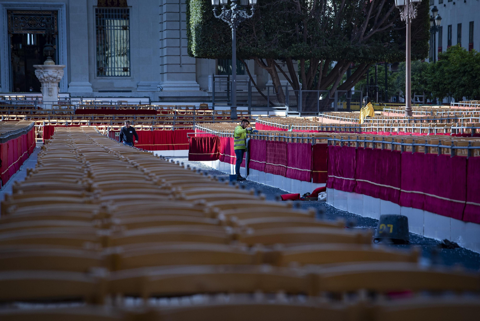 Los palcos de la Semana Santa de Sevilla costarán más de mil euros por primera vez en 2023.