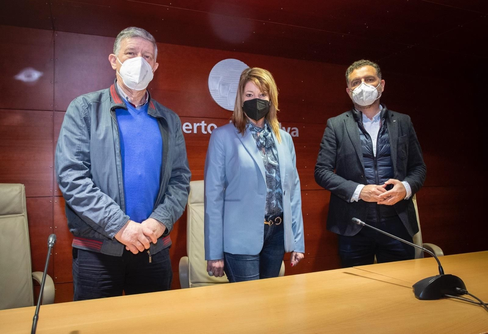 La presidenta del Puerto y los alcaldes de Palos y Moguer abordan temas de interés conjunto