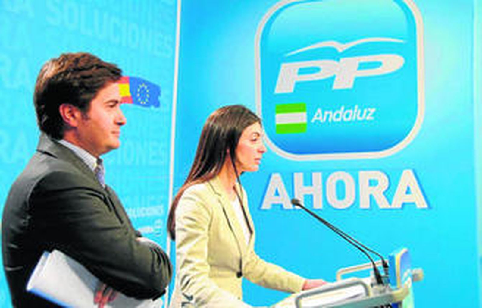 Francisco Góngora y Rosario Soto, ayer en rueda de prensa.