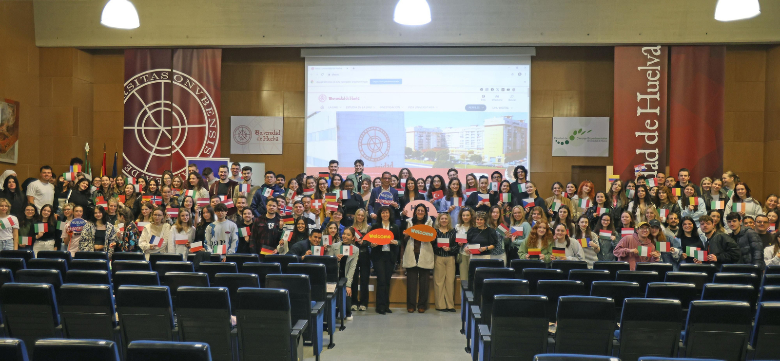 Imágenes de la Welcome Ceremony para dar la bienvenida al alumnado Erasmus que estudiará en la UHU