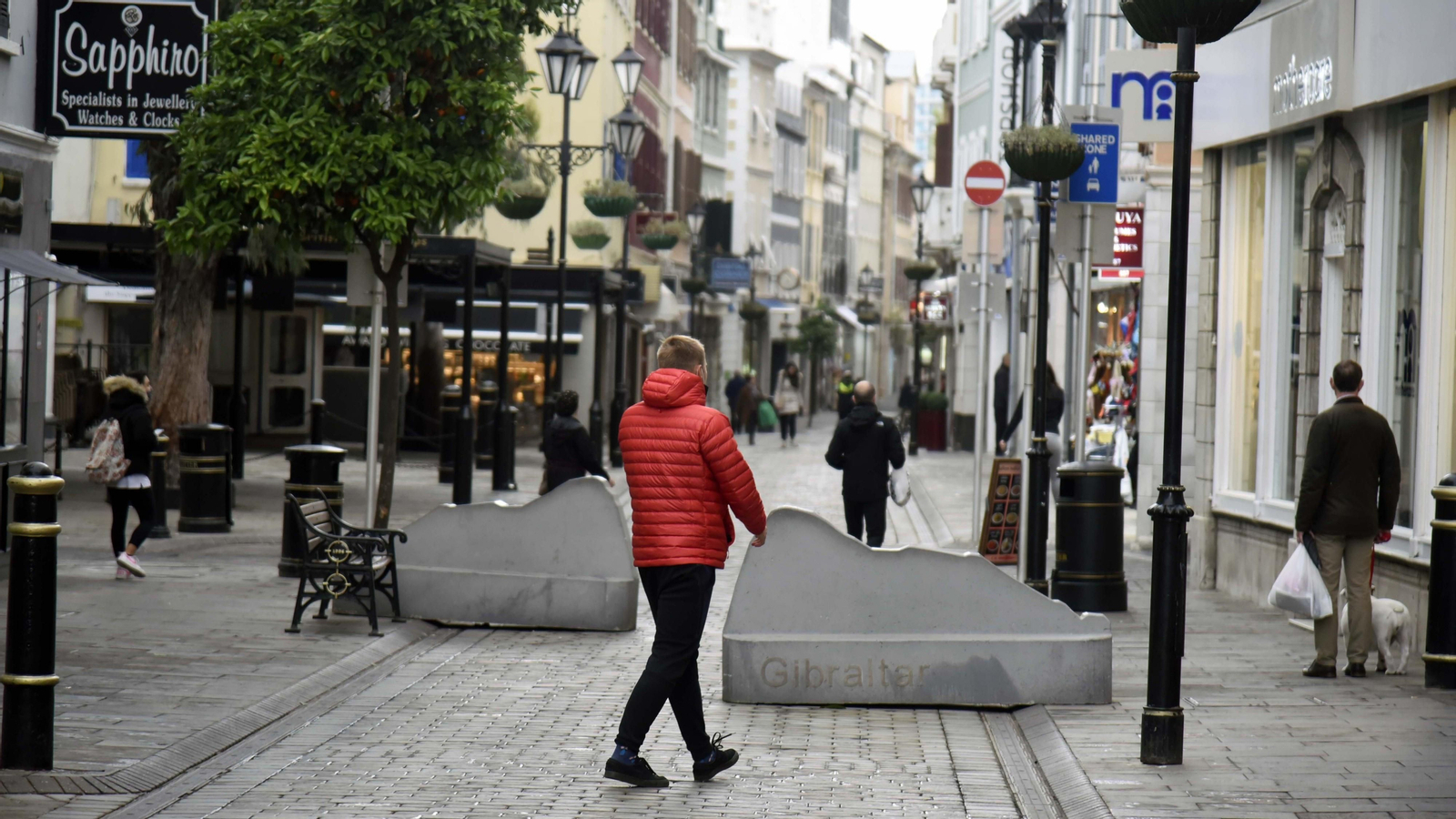 Las fotos de un día laborable en Gibraltar durante el coronavirus