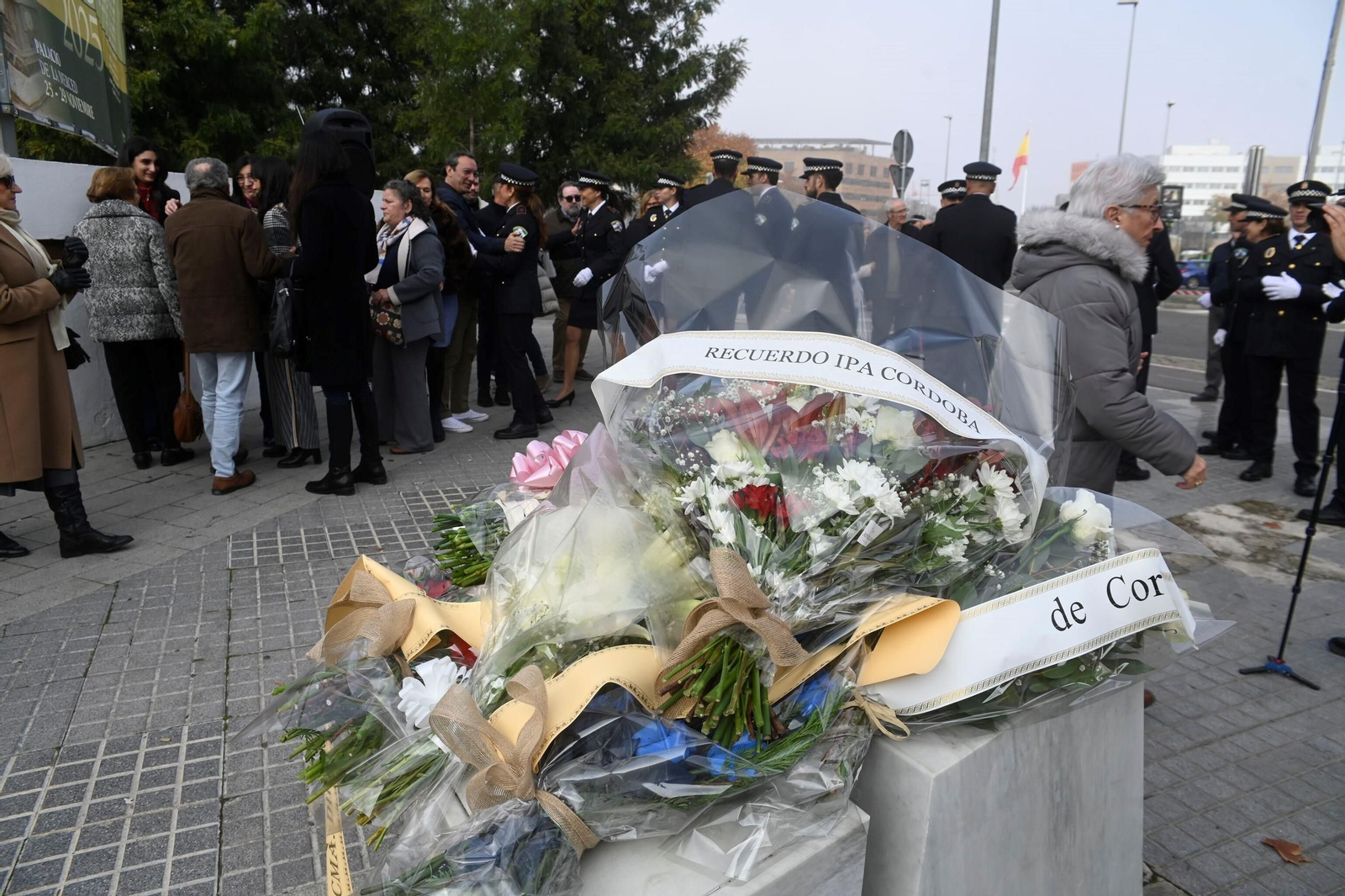 El emotivo homenaje a las agentes de la Policía Local asesinadas, Marisol y Mari Ángeles, en imágenes