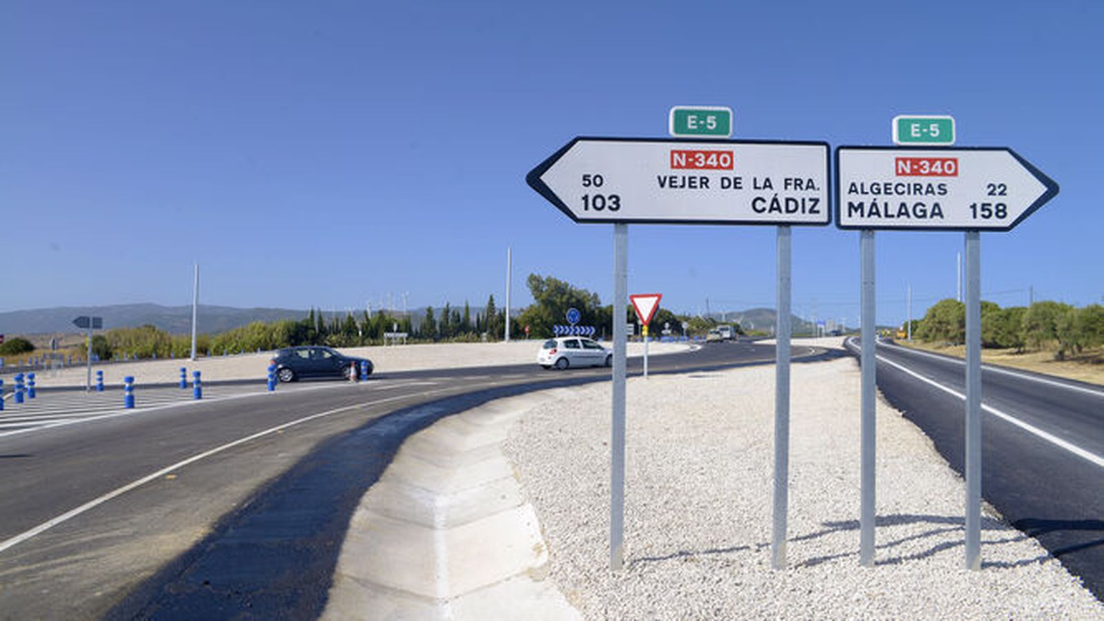 Muchos gaditanos viajan por carretera en Semana Santa