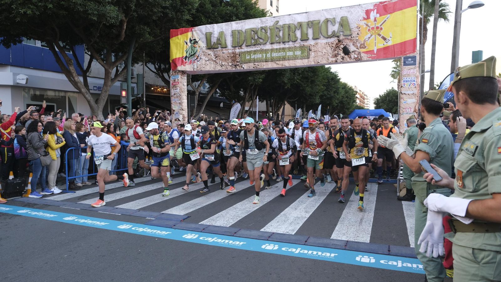 Los corredores toman la salida de La Desértica durante la edición de este mismo año.