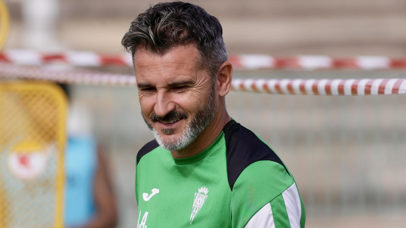 Iván Ania, en el entrenamiento de este viernes del Córdoba CF.
