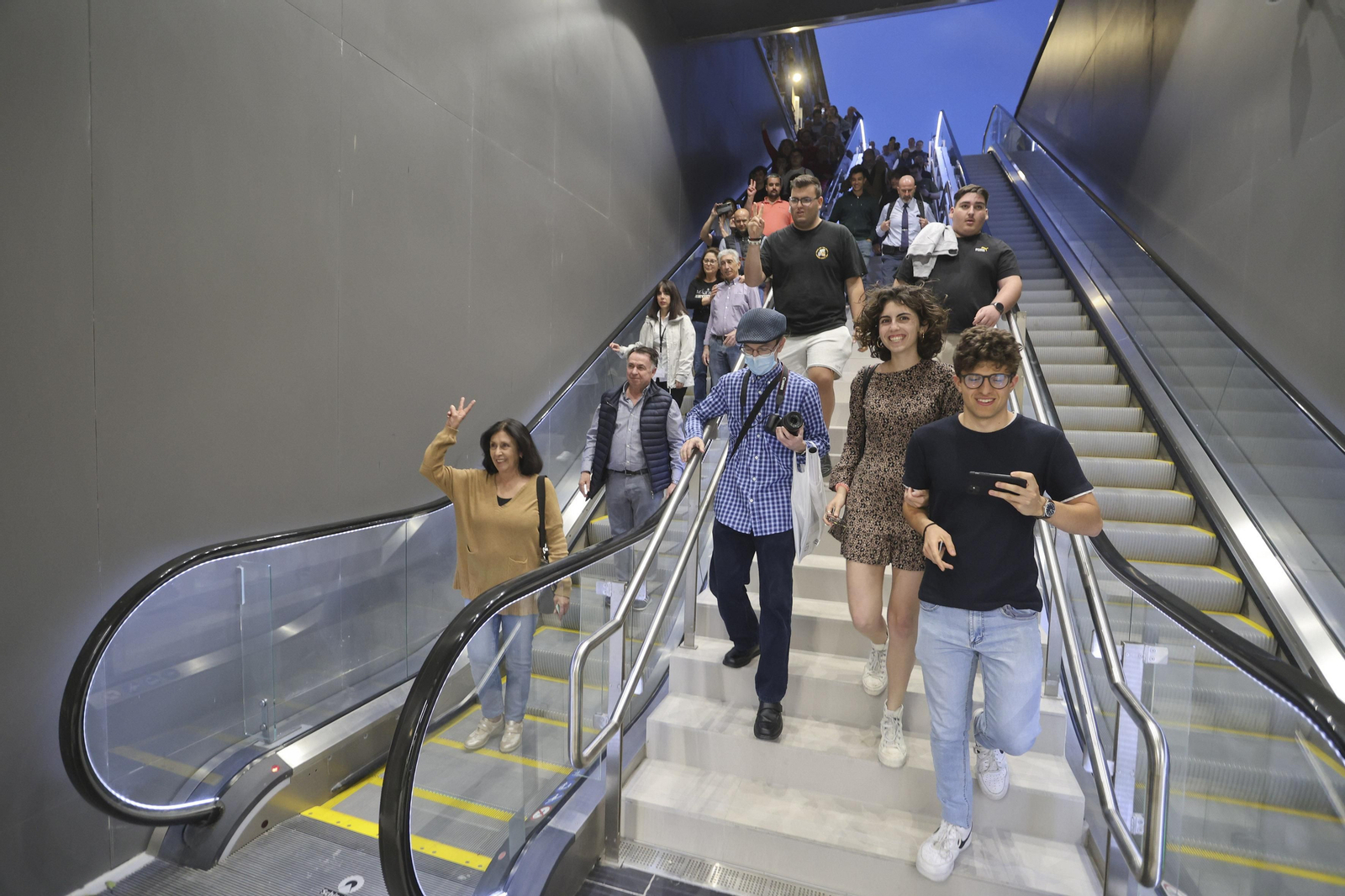 Los primeros trayectos en el Metro de Málaga desde Atarazanas y Guadalmedina, en fotos