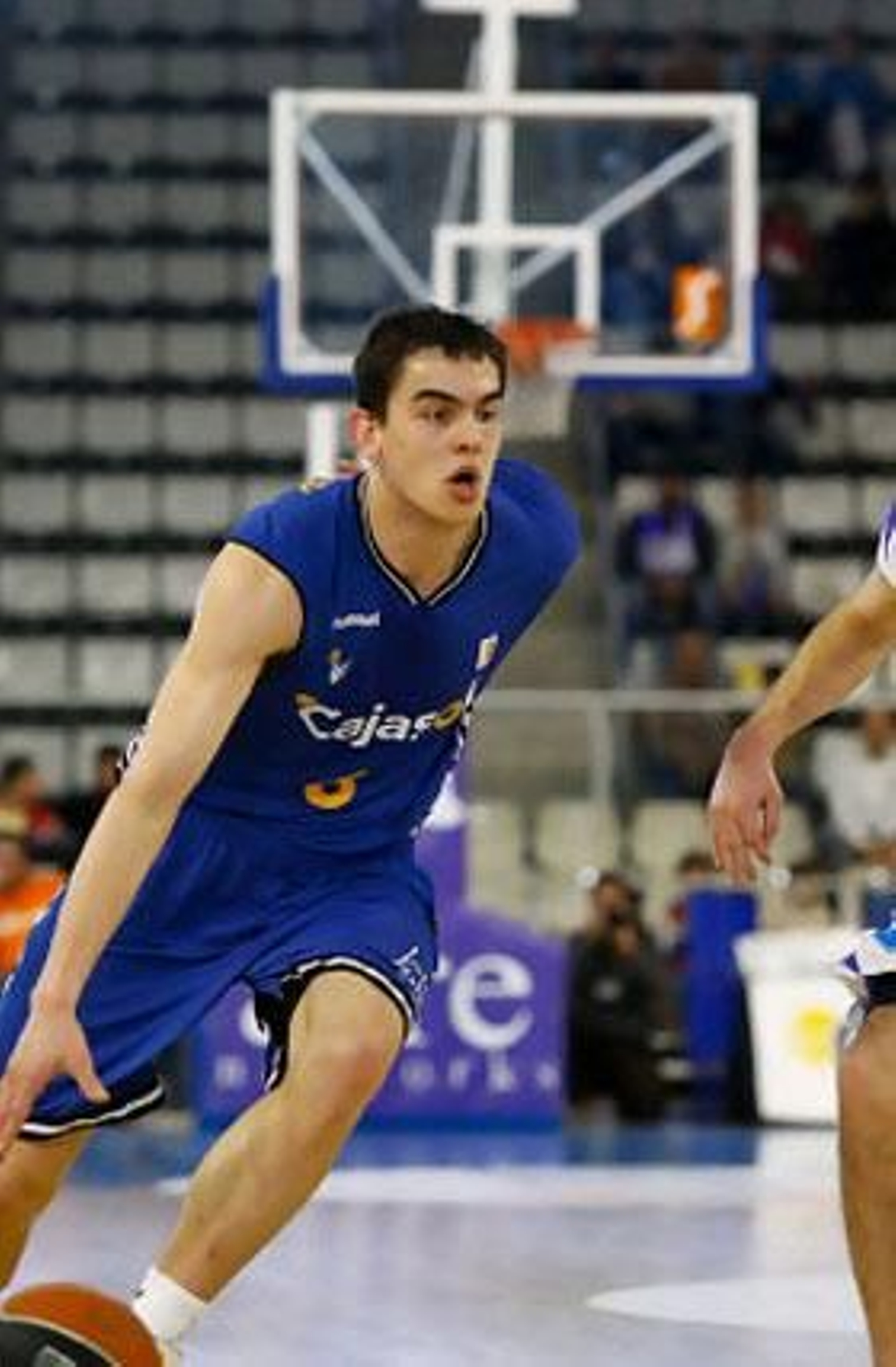 Tomas Satoransky se encarga de subir el balón.

Foto: Javier Bernal