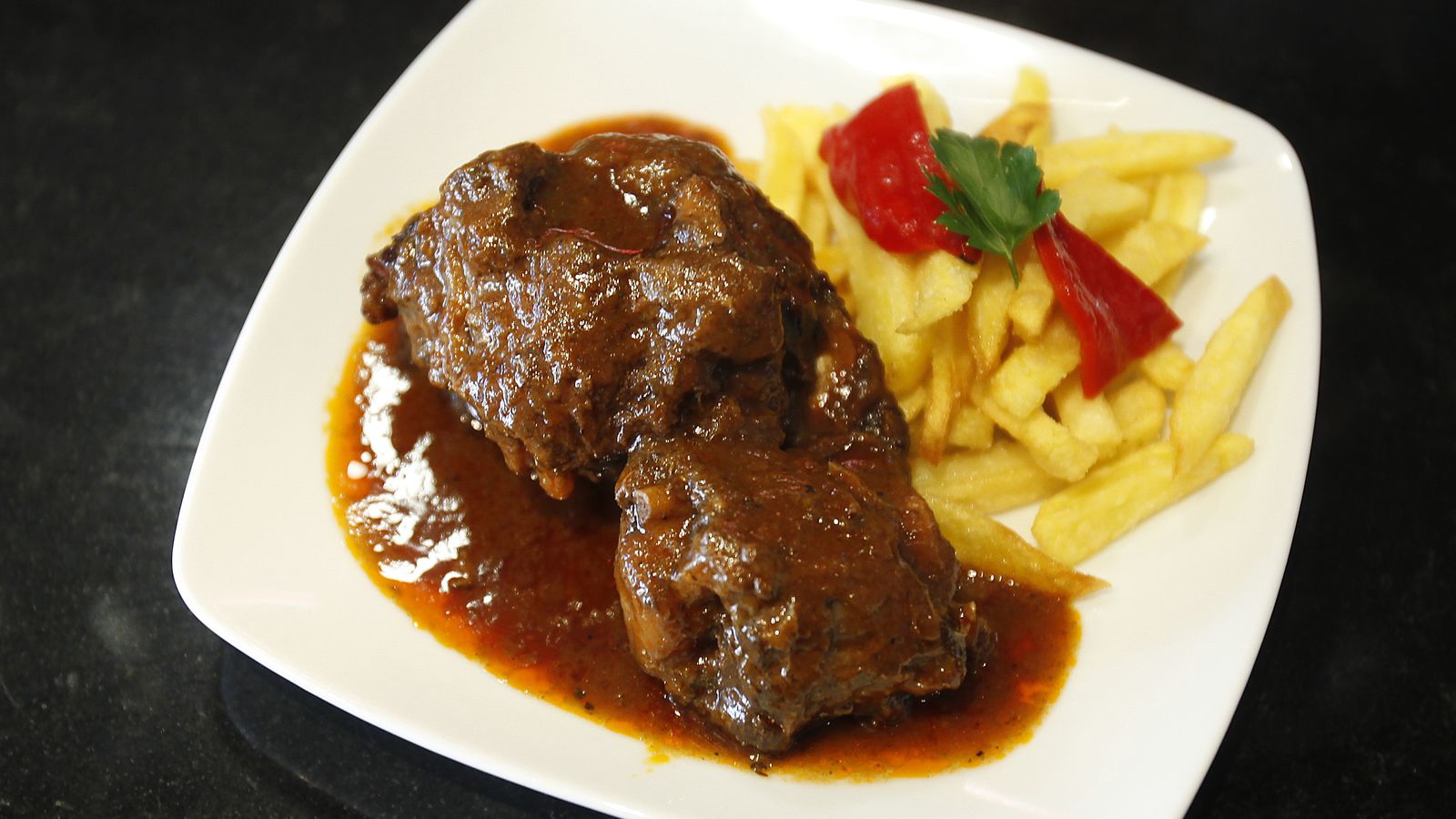 El rabo de toro es uno de los platos más demandados.