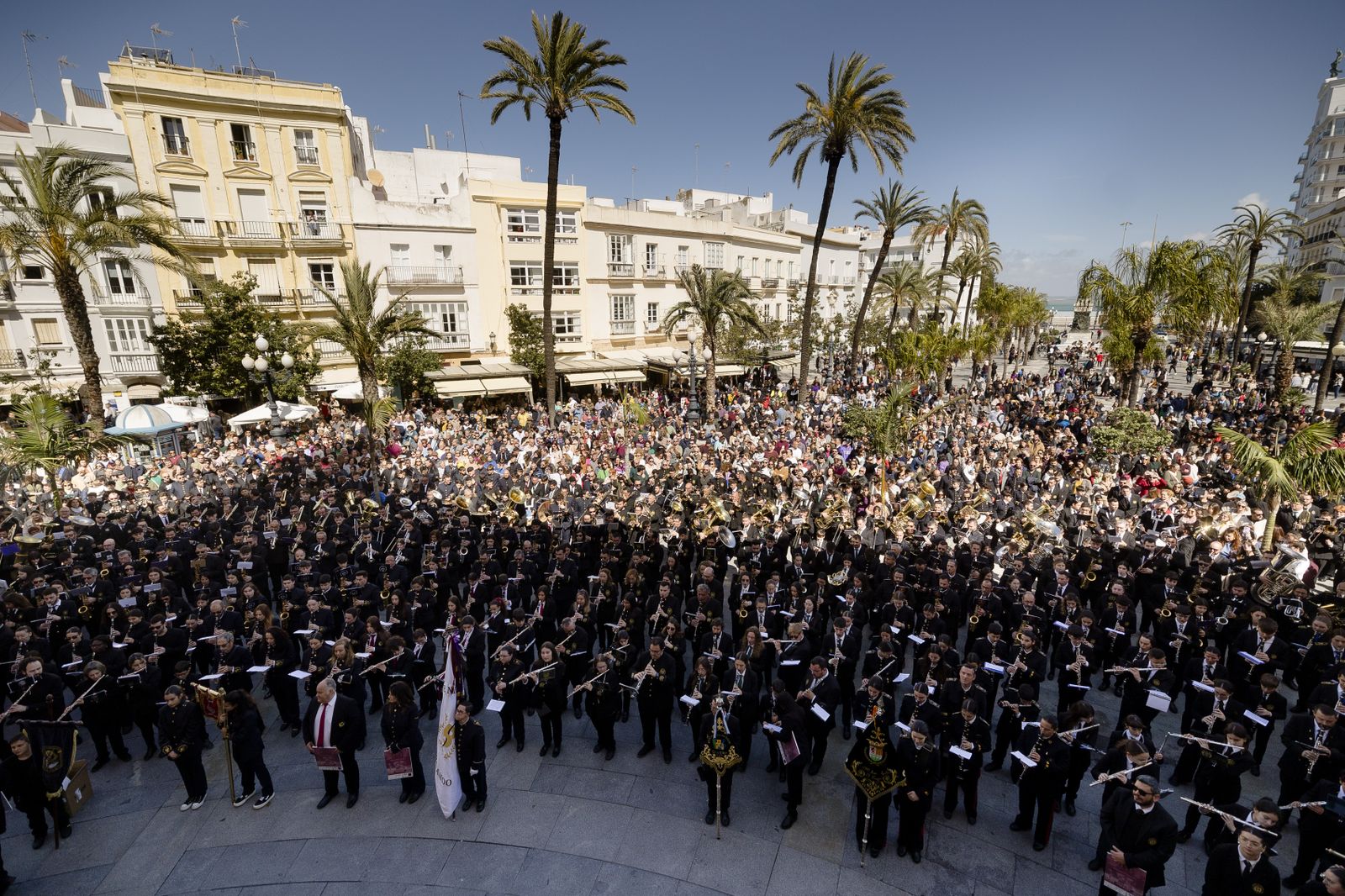 Pasacalles y encuentro de bandas de música de la provincia de Cádiz.