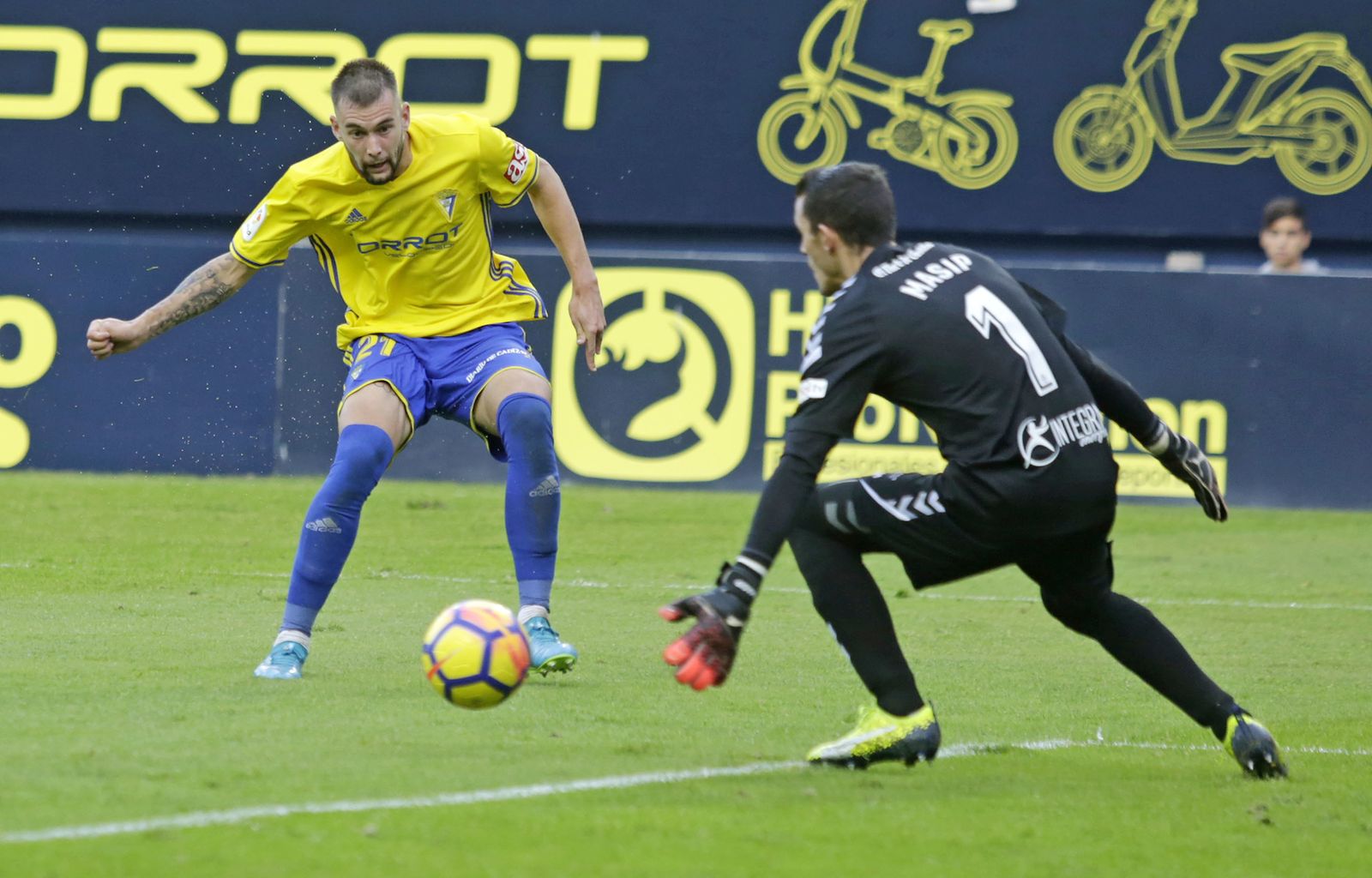 El Cádiz CF-Valladolid, en imágenes