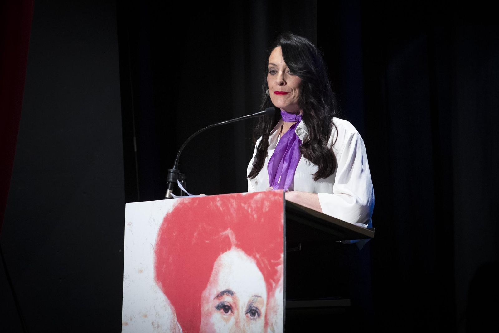 Las mejores imágenes del reconocimiento a nueve mujeres en los Premios María Lejárraga