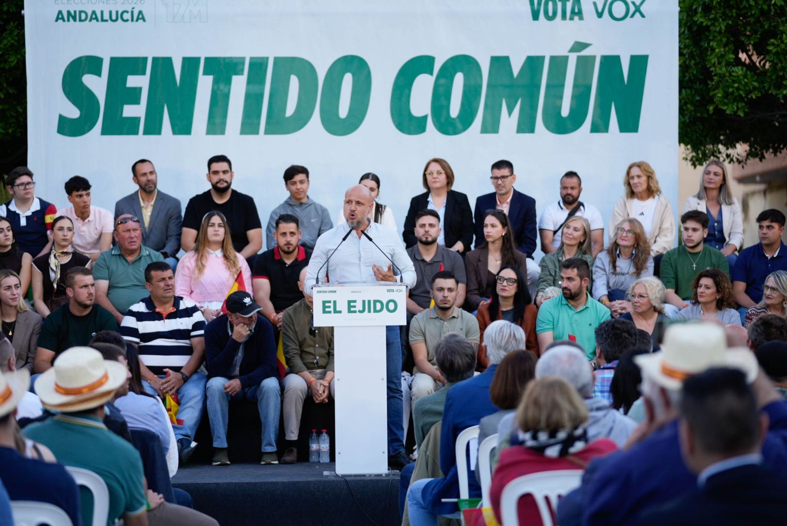 Las imágenes del acto público de Vox con Santiago Abascal en El Ejido