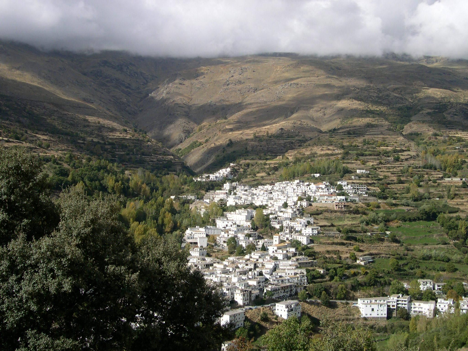 Trevélez es uno de los pueblos más visitados de la Alpujarra granadina.