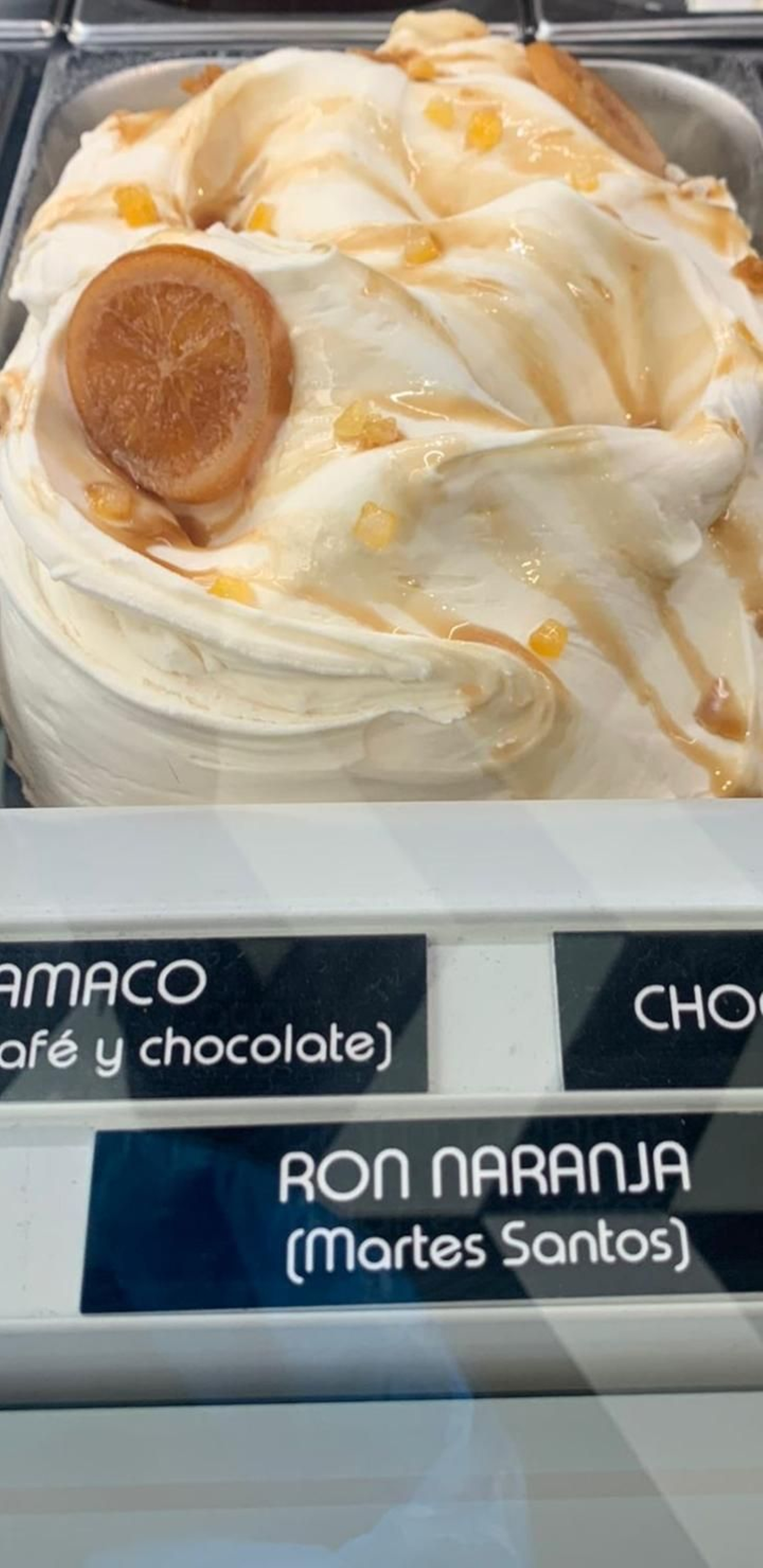 Nuevo helado sabor Ron Naranja 'Martes Santo'