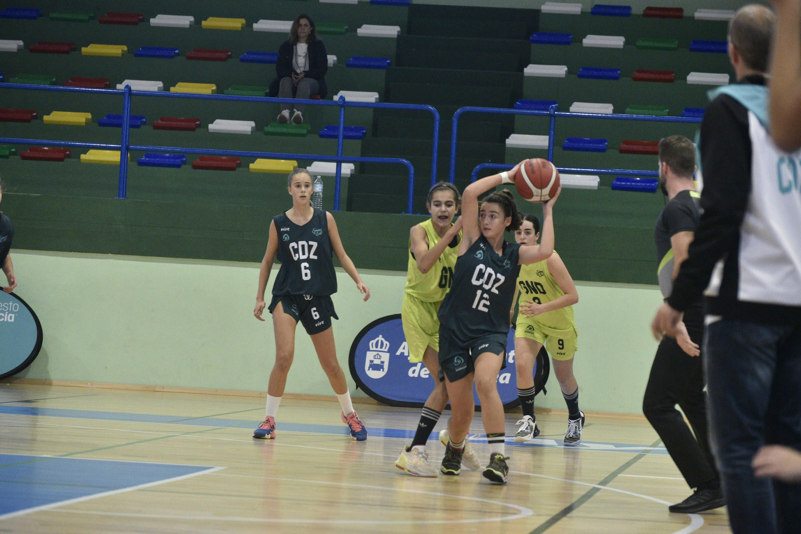 La primera jornada del Andaluz infantil femenino de baloncesto en La Línea