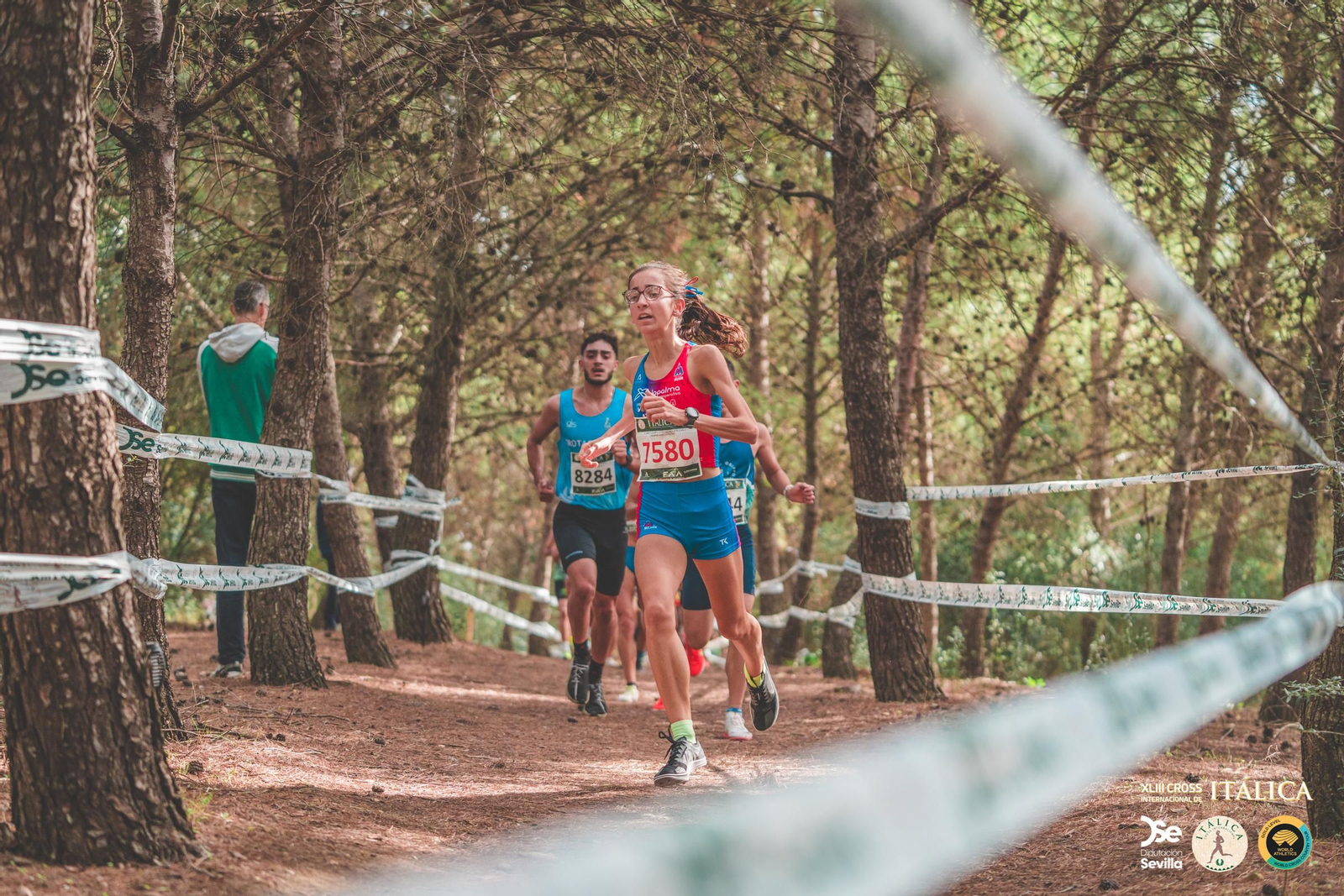 Búscate en las fotos del Cross de Itálica 2025 | 4
