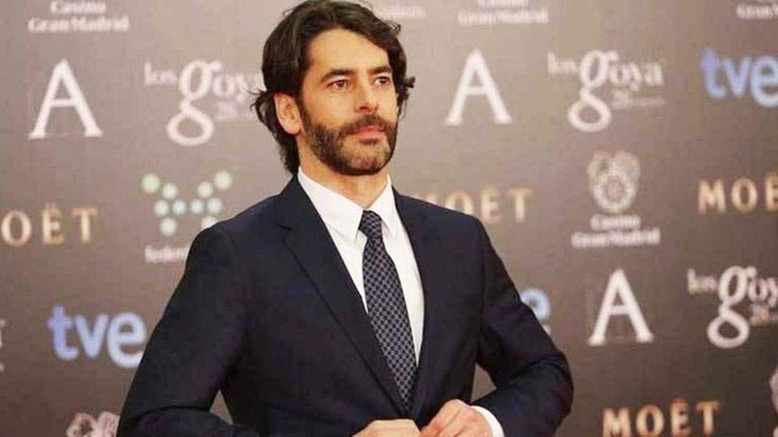 Eduardo Noriega ha sufrido un brutal accidente de moto del que ha salido casi ileso.