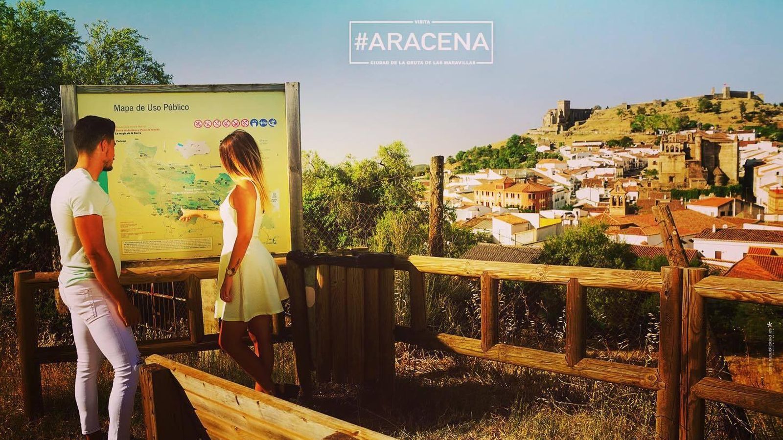 Aracena se encuentra muy cerca de ti, ¡no tardes en visitarla!