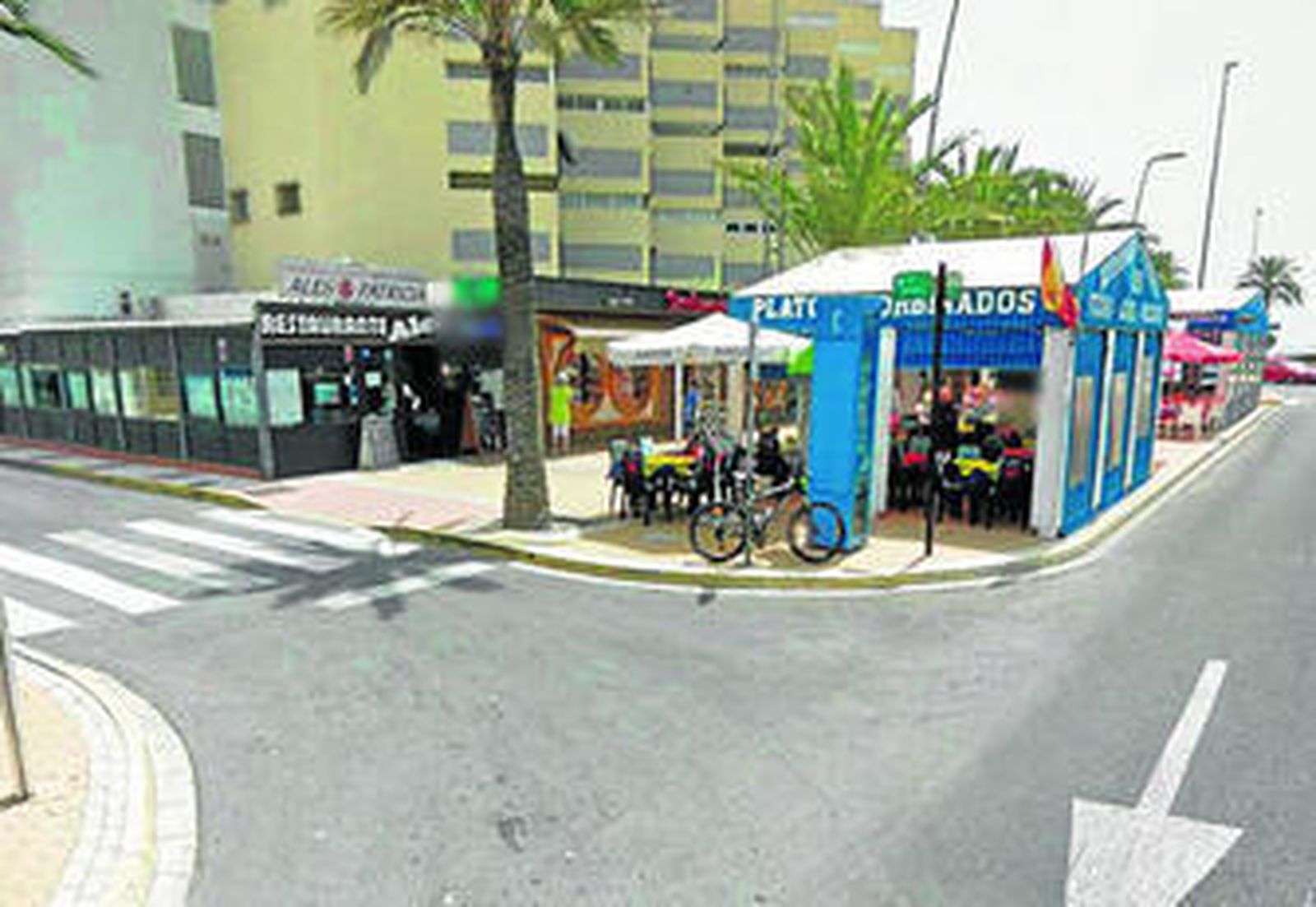 Intersección de calle Alondra con avenida del Mediterráneo.