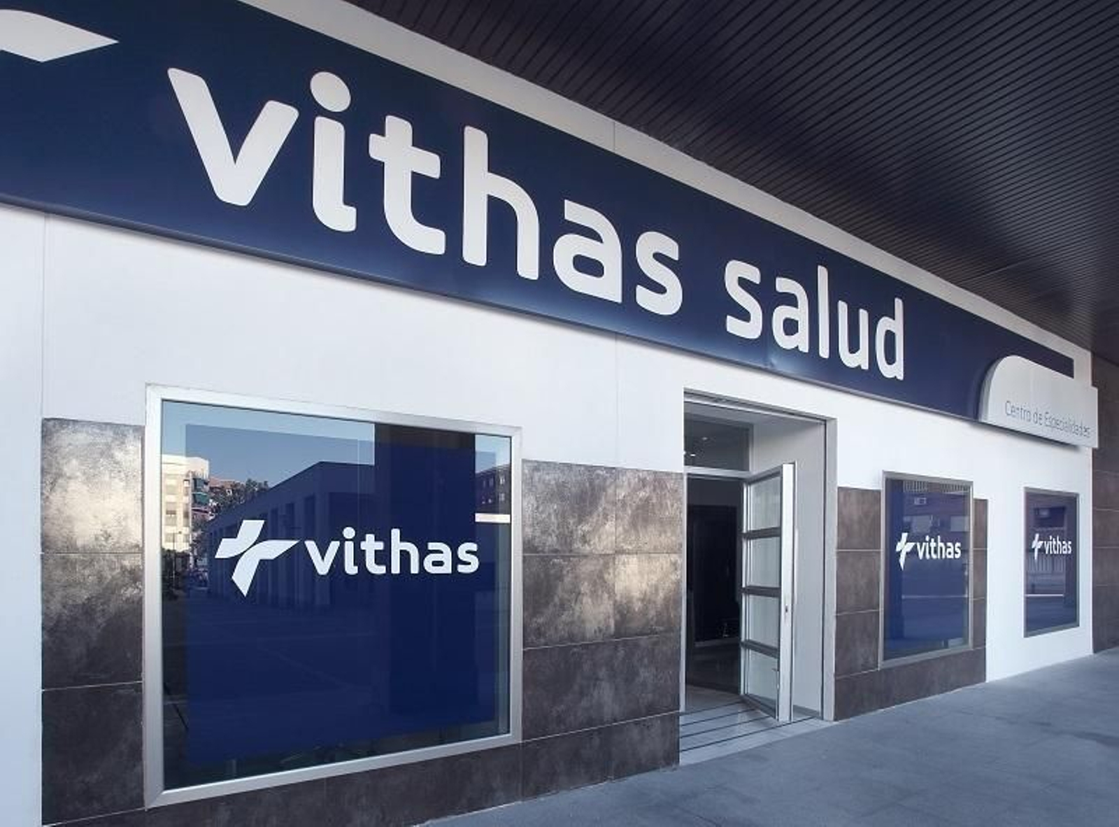 El nuevo centro, en la Plaza Ciudad de los Cármenes.