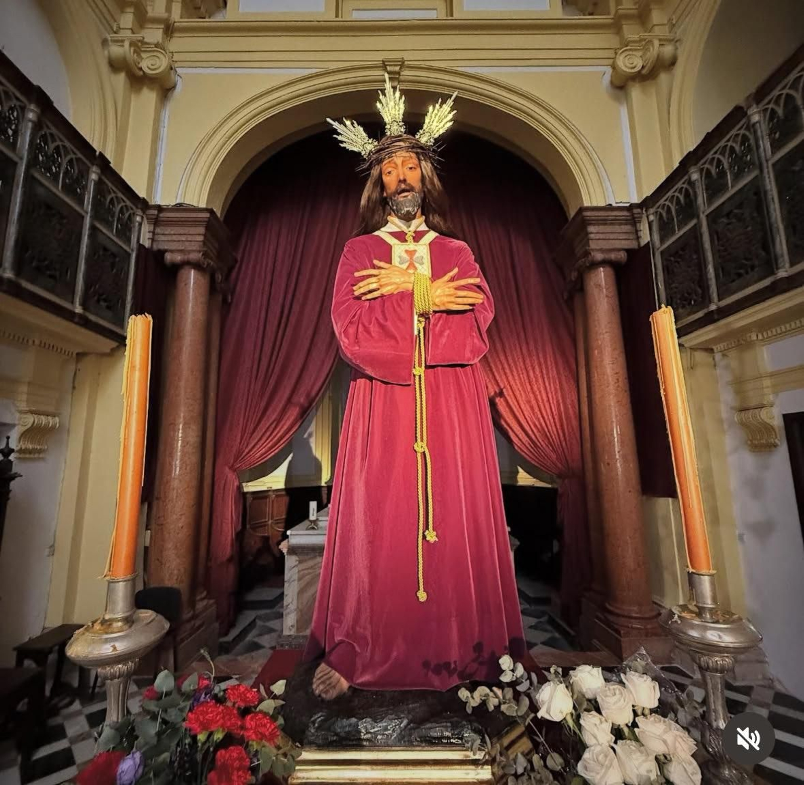 El Cautivo, a la espera de recibir las oraciones de los fieles