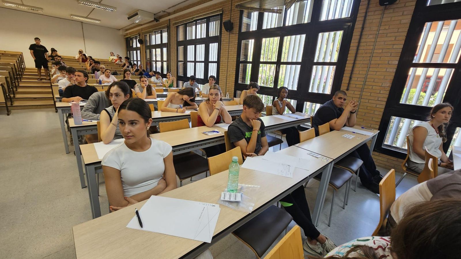 Primer día de la Prueba de Acceso a la Universidad en los Aularios I y II de la Universidad de Almería