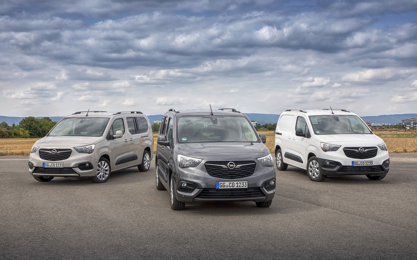 Opel fabrica el Combo en la planta de Vigo.