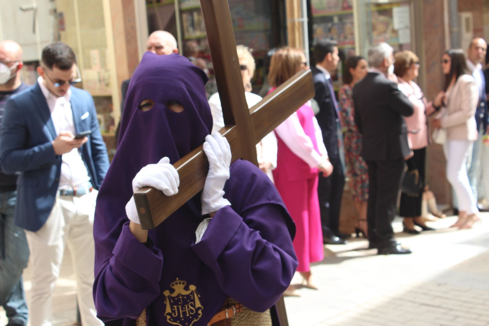 Procesión de la Hermandad de Jesús en Vera, en imágenes