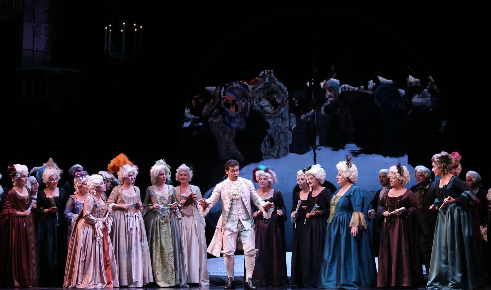 Las imágenes de 'Adriana Lecouvreur' en el Maestranza