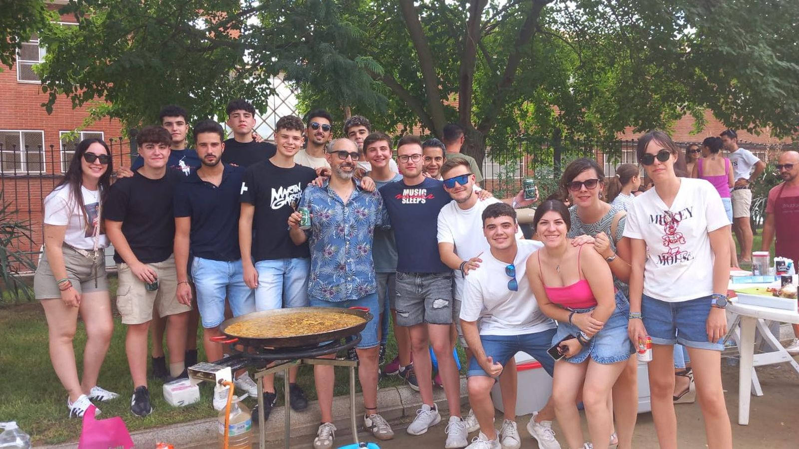 La Fiesta de las Paellas de Hinojosa del Duque, en imágenes