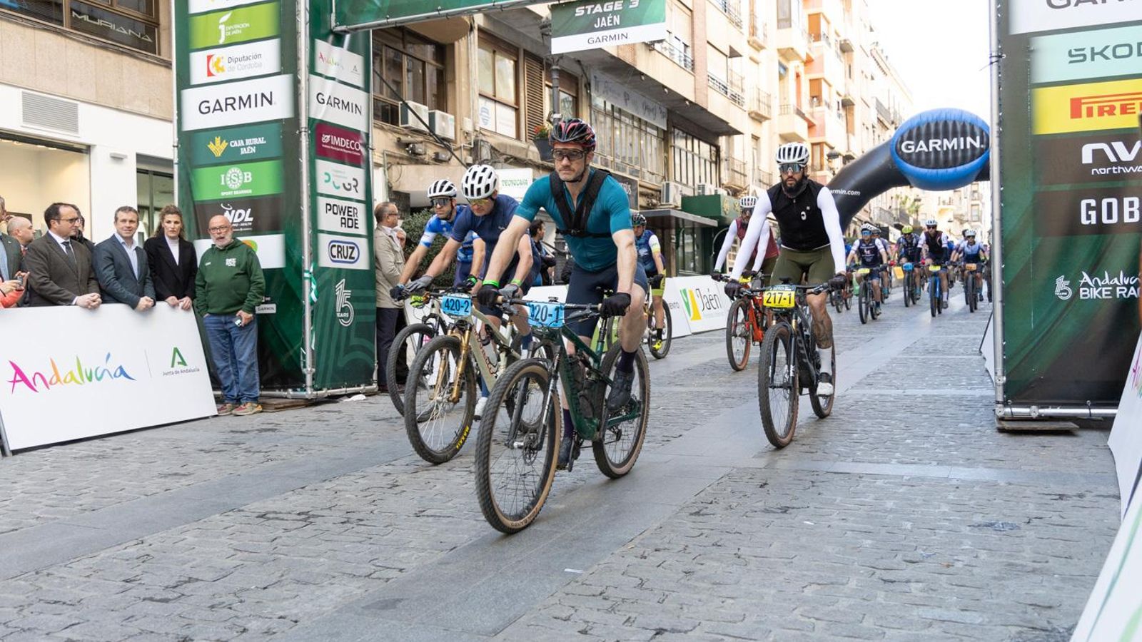 En imágenes: la Andalucía Bike Race llega a Jaén en su tercera etapa