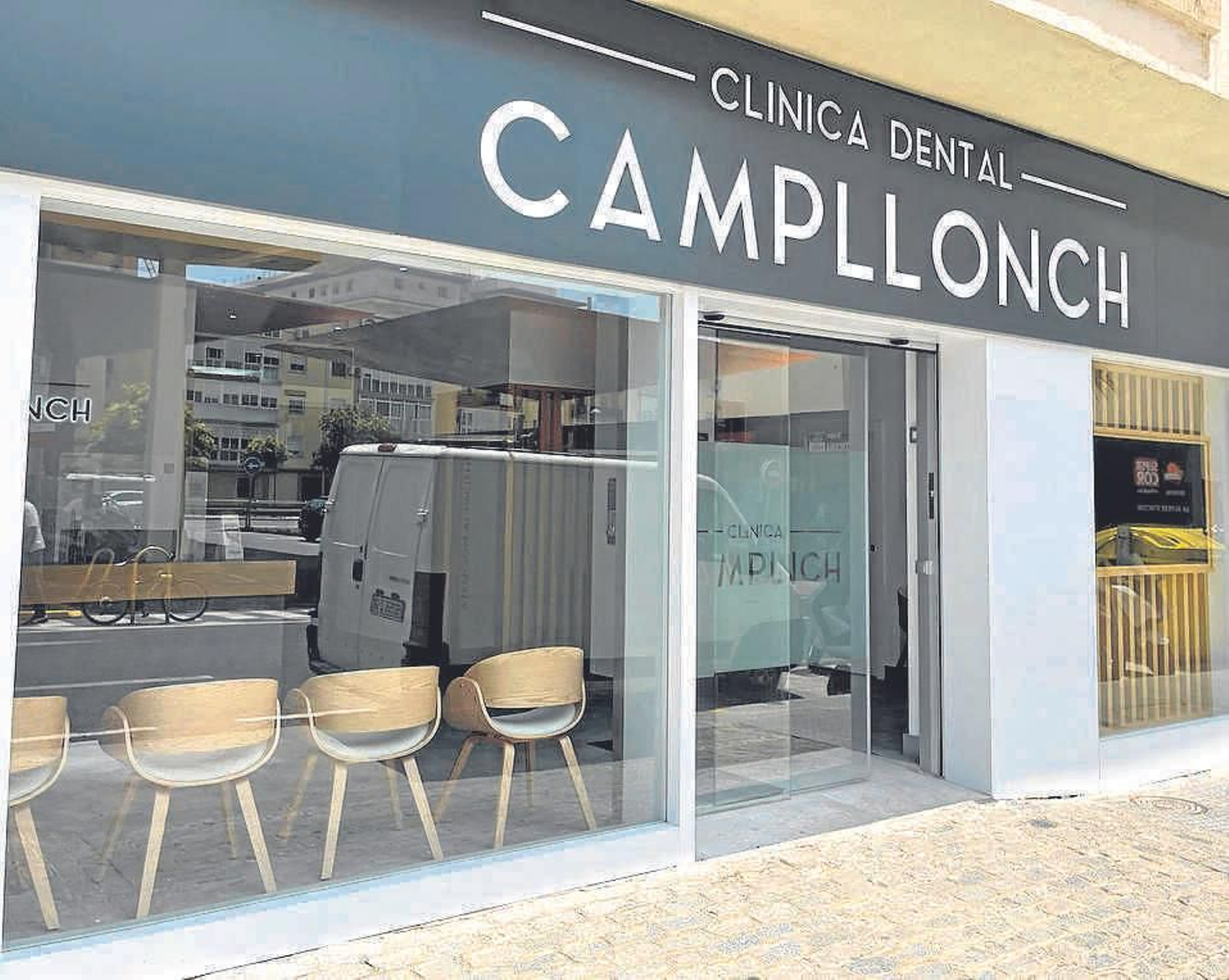 Clínica dental Campllonch, tu centro avanzado de implantes