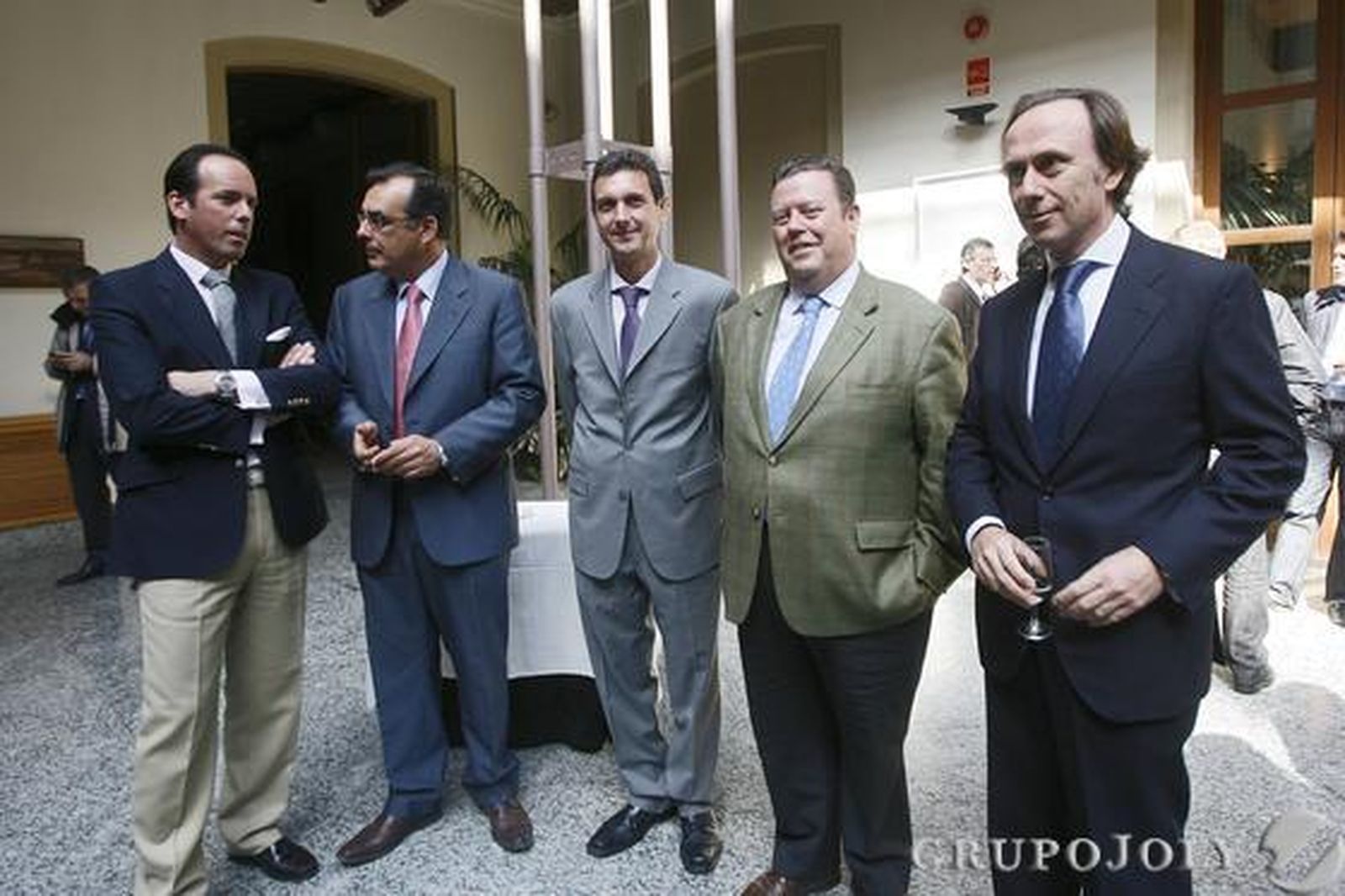 José Argudo, de González Byass, Juan Carlos Román, el gerente de ‘Diario de Jerez’, Miguel Berraquero; Alfonso Beca, del Instituto San Telmo yJaime Tovar, director de Ingrasa.

Foto: Julio Gonzalez-Joaquin Pino-Jose Braza
