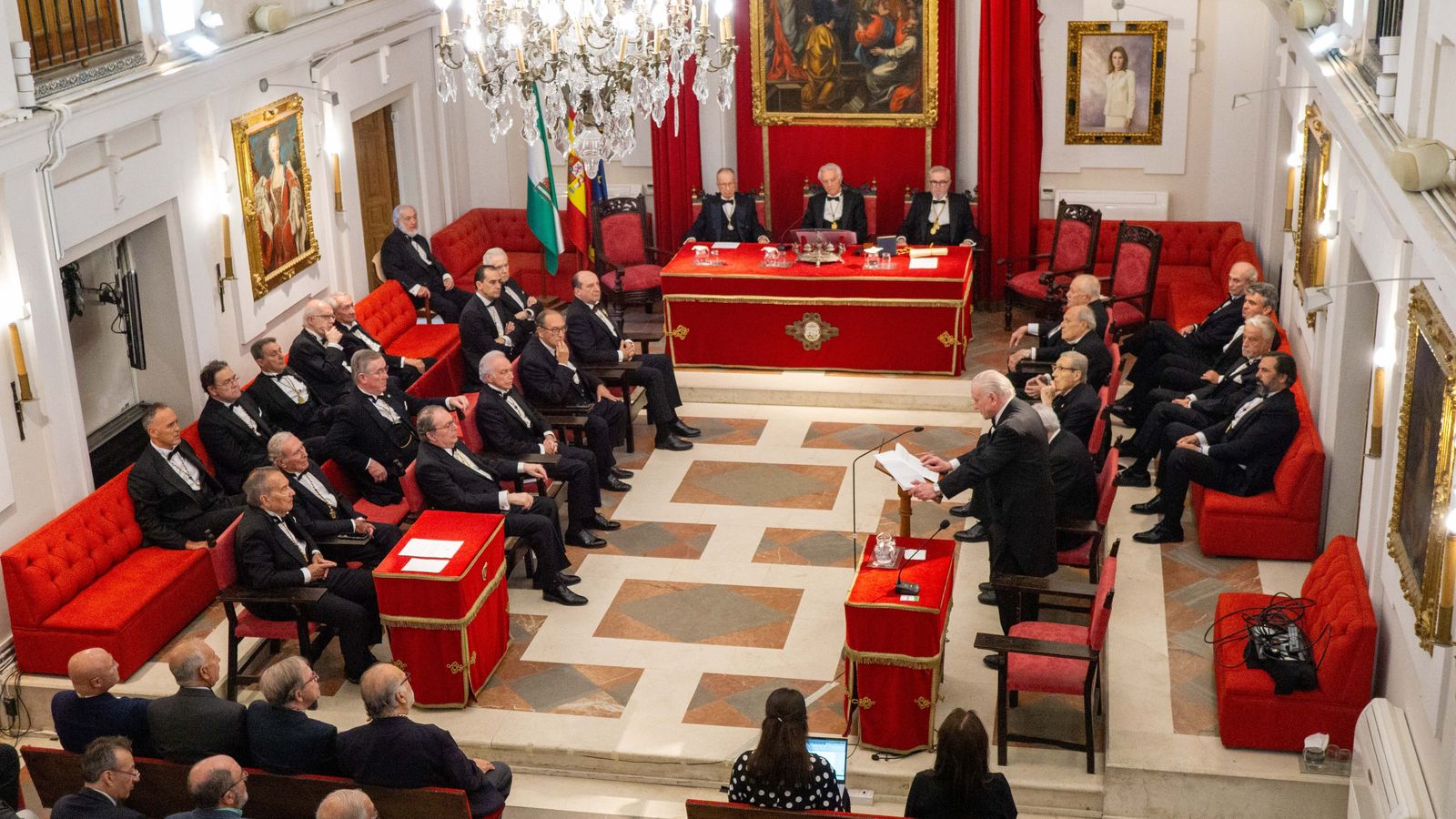 El salón Ramón y Cajal de la Academia de Medicina de Sevilla.