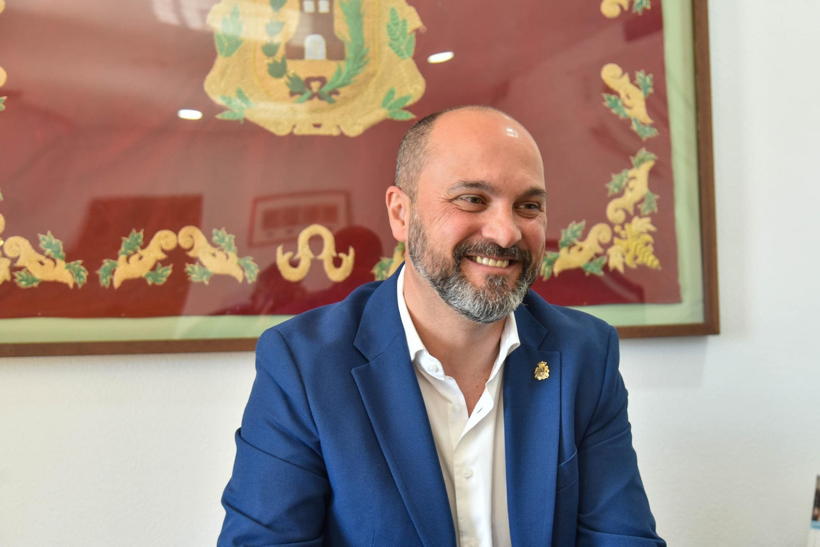 El alcalde de Los Barrios, Miguel Alconchel, en el despacho de Alcaldía.