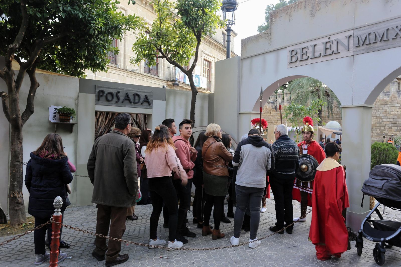 Las colas fueron constantes durante todo el día.